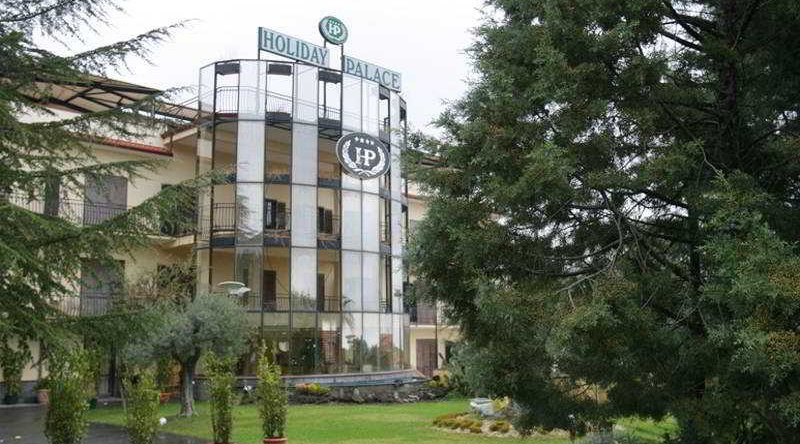 Holiday Palace, Николози — фото 1
