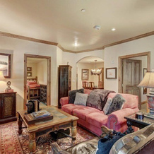 Cozy & Central Arrowhead Ge Townhome 2 Bedroom Condo by RedAwning, Beaver Creek — photo 4