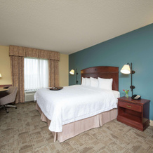 Hampton Inn & Suites Bloomington-Normal, Нормал — фото 4