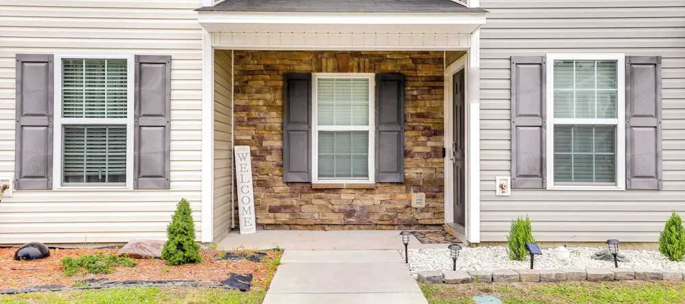 Havelock Home: Private Yard, 2 Mi to Cherry Point!, 哈夫洛克 — 照片 1
