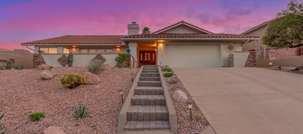 Ridgeway Fountain Hills 3 Bedroom Home By Redawning, Фаунтин-Хиллс — фото 1