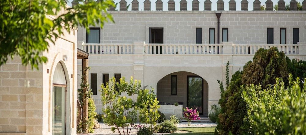 Le Scuderie Castello Monaci, 萨利切萨伦蒂诺 — 照片 1