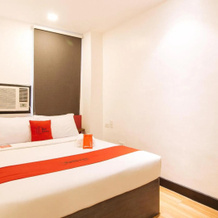 RedDoorz Plus Near Bamboo Organ Las Piñas, Las Pinas — photo 3