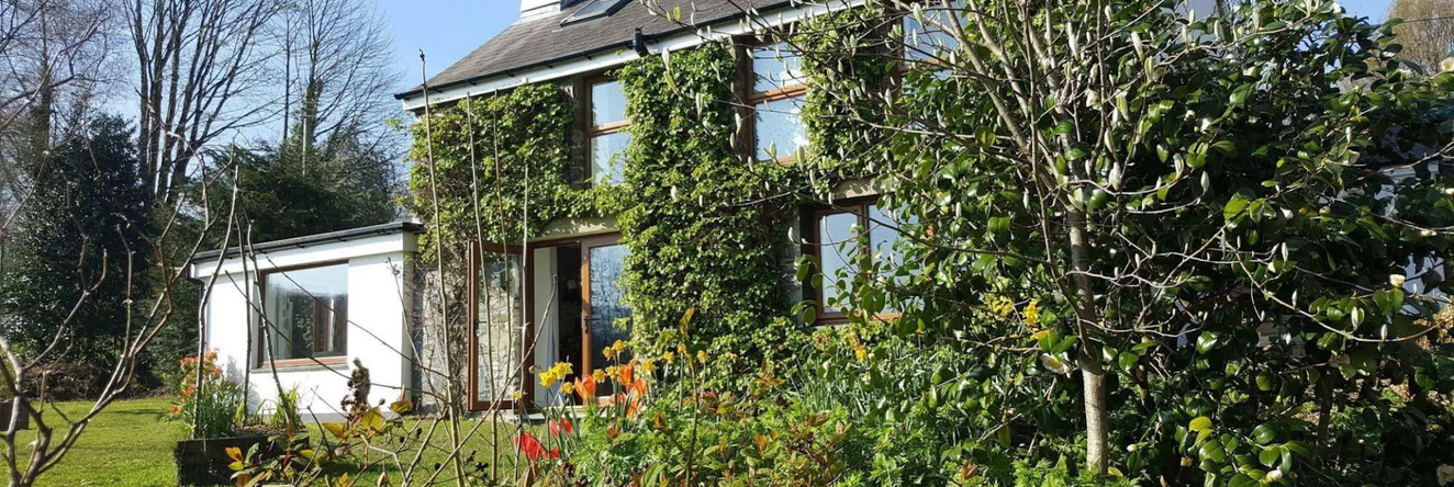 Nant yr Onnen B&B and Ysgubor Holiday Cottage, 特雷加龙 — 照片 1