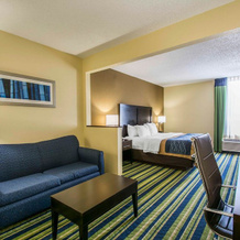 Comfort Inn & Suites Fl056 Hotel, Lantana — photo 2