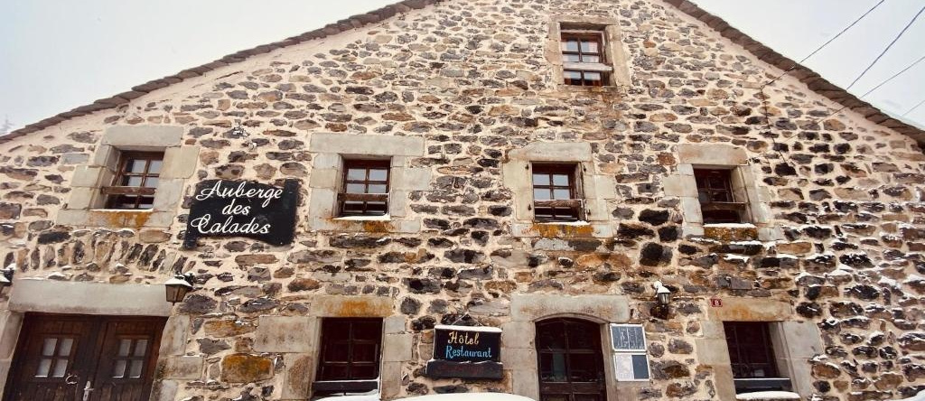 Auberge des Calades, 莱塞塔布勒 — 照片 1