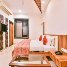 The Elegance Resort, 奇陶加尔 — 照片 3