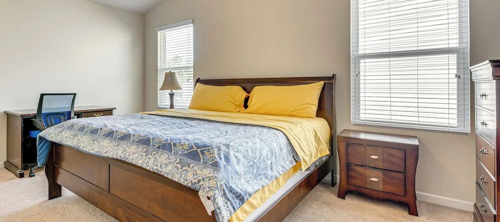 6 Mi to Atlanta Airport! Home w/ Furnished Patio, 里弗代尔 — 照片 1