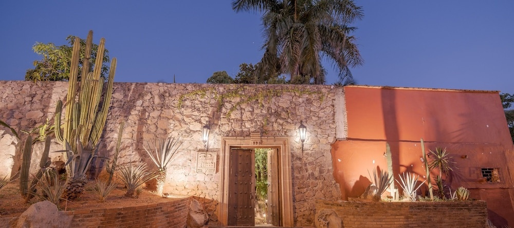 Hotel Plaza del Fuerte by Balderrama Hotel Collection, 埃尔富埃尔特 — 照片 1