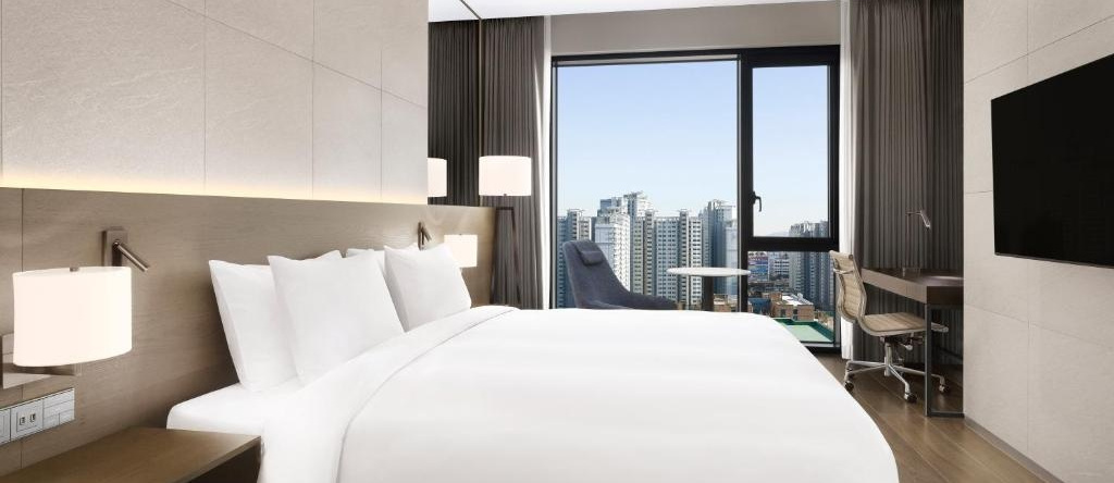 Four Points By Sheraton Suwon, Suwon — photo 1