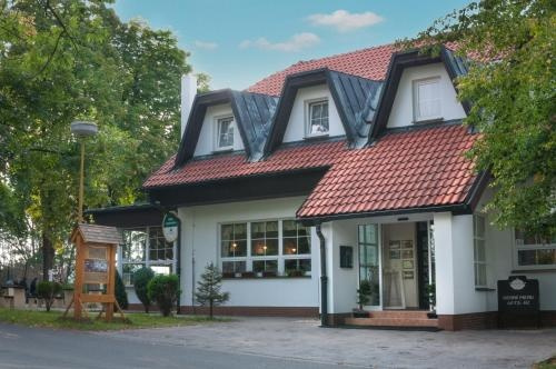 Hotel Na Skalkách, Новы-Йичин — фото 1
