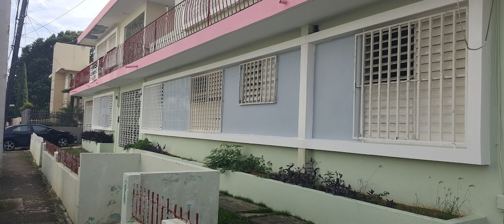 Beautiful Alondra San Juan Apartments, Ато-Рей — фото 1