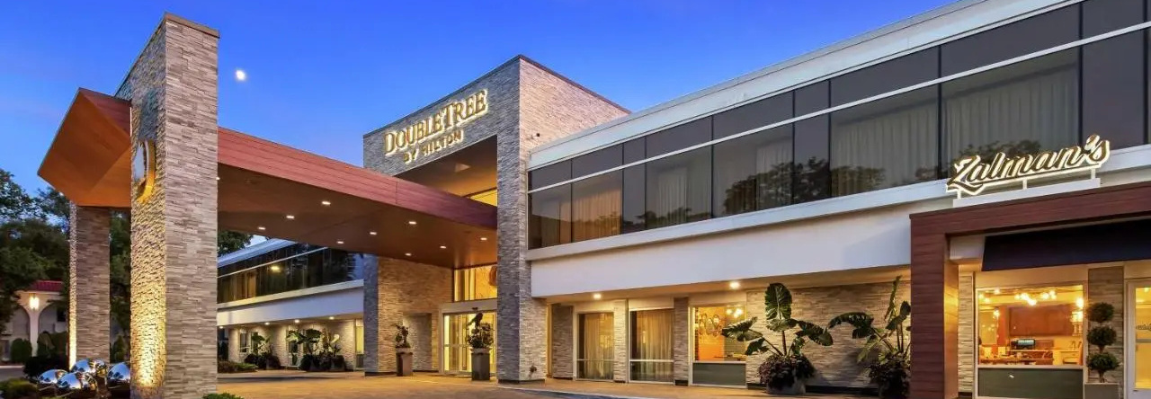 The Kingsley Bloomfield Hills - a DoubleTree by Hilton, 布卢姆菲尔德希尔斯 — 照片 1