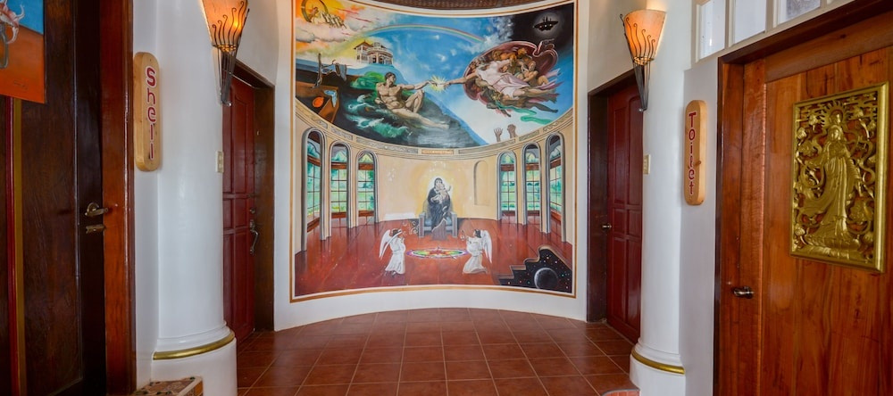 Jade's Casa de Arte, 长滩岛 — 照片 1
