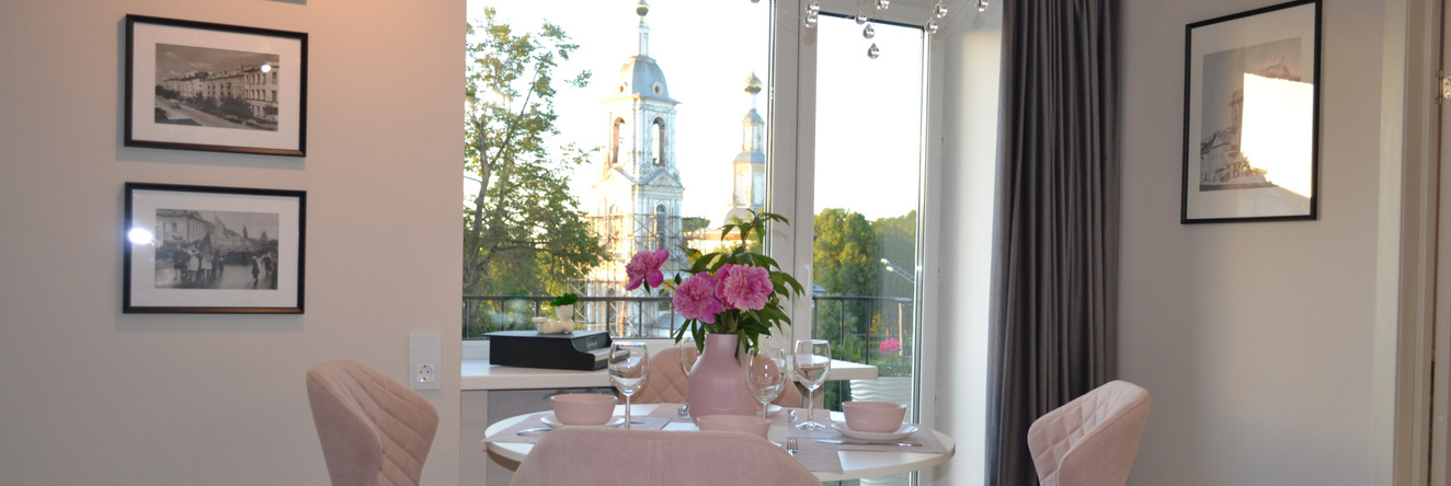 Apartment "Heart of Uglich" in the Historical center with a view of the Temple, Uglich — photo 1