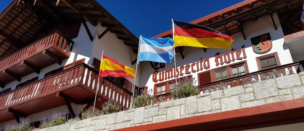 Hotel La Cumbrecita, 拉斯罗萨斯 — 照片 1