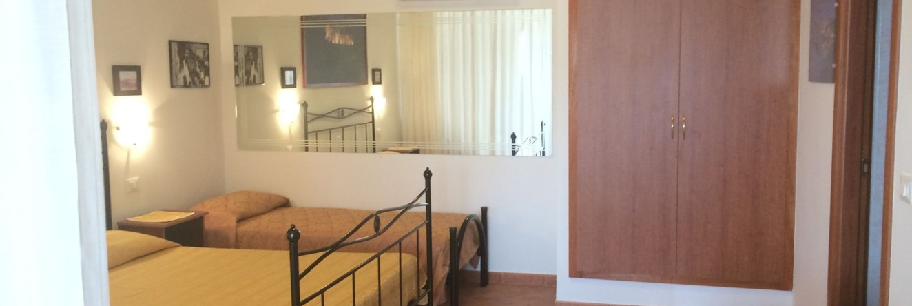 Villa del Conte, Drapia — photo 1