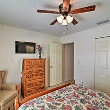 Bright Spring Hill Home: 5 Mi To Weeki Wachee Park, Спринг-Хилл — фото 2