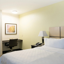 Candlewood Suites Bay City by IHG, Bay City — photo 4