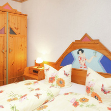 Alluring Holiday Home in Annaberg - Buchholz near Nightlife, 安娜贝格-布赫霍尔茨 — 照片 3
