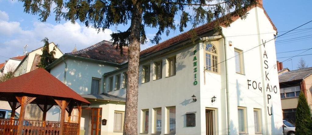 Vaskapu Panzió, Вашвар — фото 1