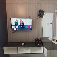 Homey And Cozy Living Studio Amartha View Apartment, 三宝垄 — 照片 2