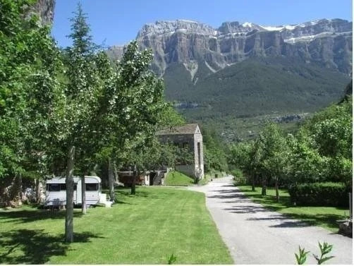 Camping- Bungalows San Antón, 托尔拉 — 照片 1