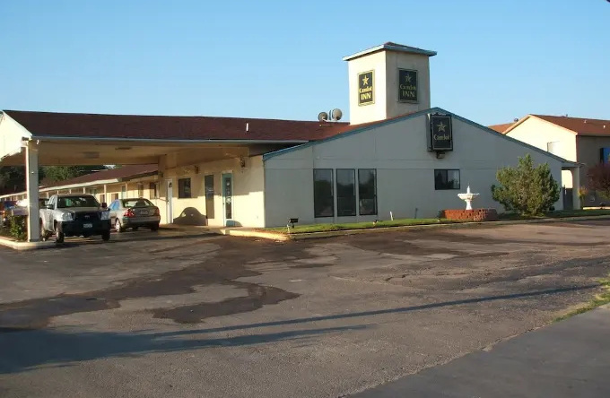 camlot inn motel, Big Spring — photo 1