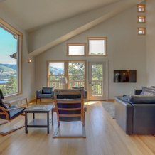 Hutson's Bridgeview **30 Day Minimum** 4 Bedroom Home by RedAwning, Hood River — photo 3