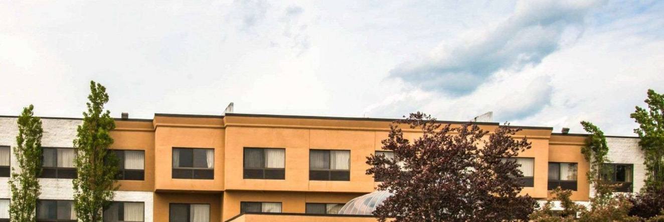 American Inn & Suites Waterford, 沃特福德 — 照片 1
