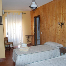House With 4 Bedrooms in Torrejón el Rubio, With Wonderful Mountain Vi, Torrejon El Rubio — photo 5