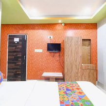 OYO 87773 Hotel Stay Inn, 帕尼哈蒂 — 照片 4