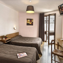 Hotel Du Commerce logis de france, 拉卡努尔格 — 照片 4