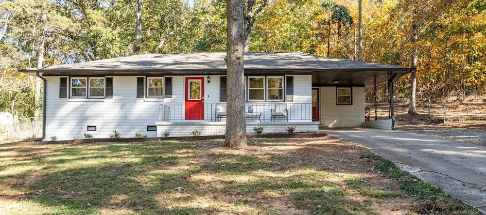 6 Oriole Drive Cartersville, 卡特斯维尔 — 照片 1