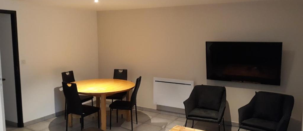 Maison entièrement rénovée à 5 km des plages, Matignon — photo 1