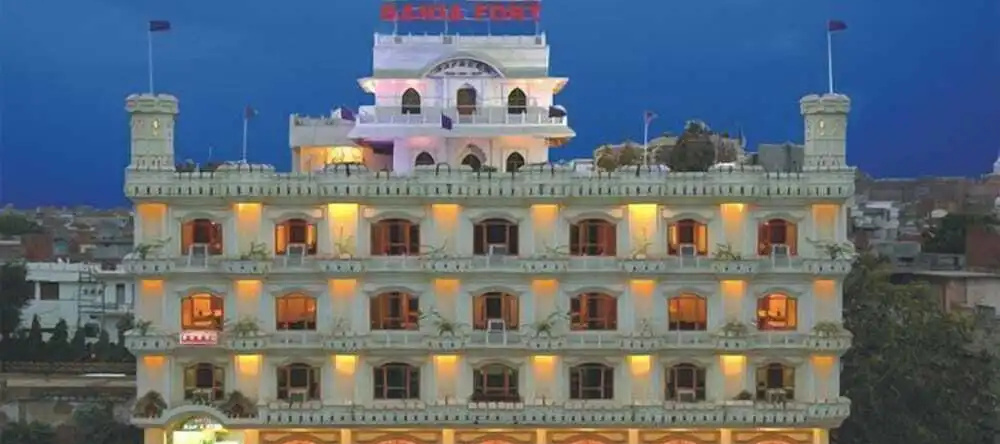 Hotel Bahia Fort, 巴廷达 — 照片 1