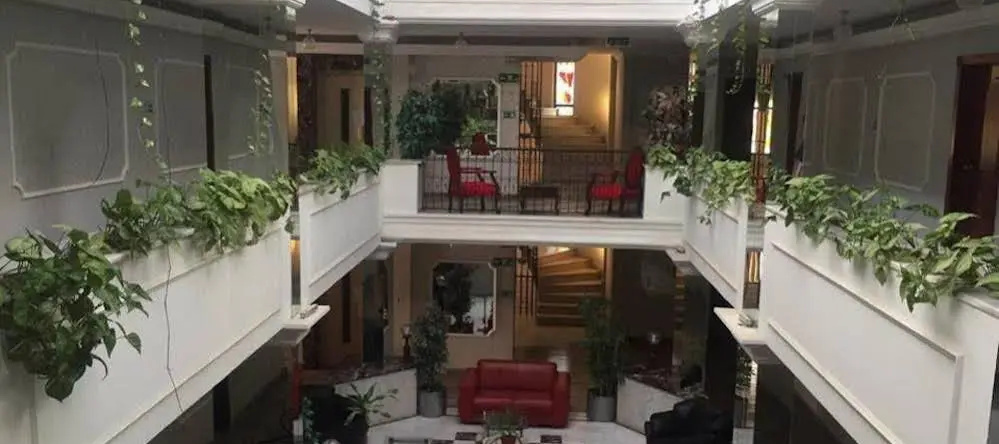 Best Inn Hotel, Измир — фото 1