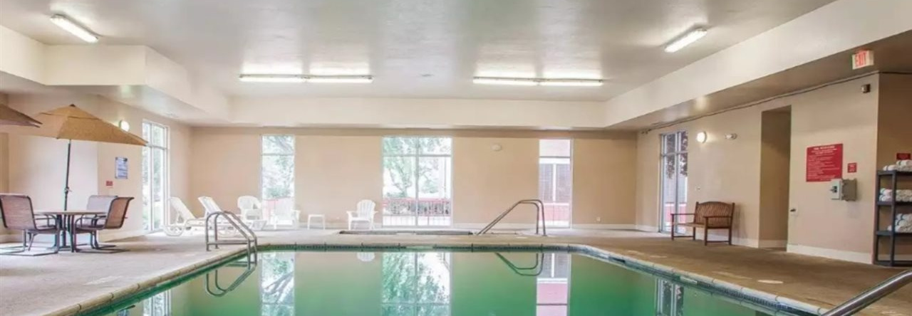 Suburban Studios Fort Dodge, 道奇堡 — 照片 1