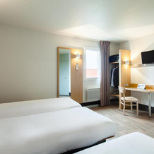 B&B Hôtel Evry Lisses 1, 利斯 — 照片 2