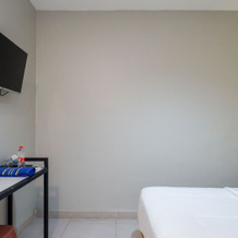 RedDoorz near Kawasan Industri Batang, 巴塘 — 照片 3