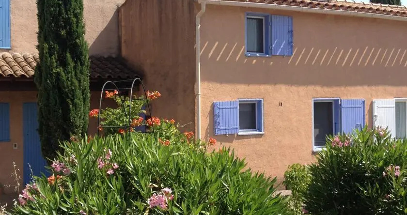 Gîte Des Tousques, Мериндоль — фото 1