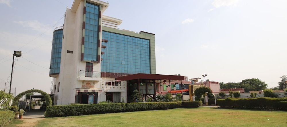 Oyo 40458 Hotel Deep Palace, Jind — photo 1