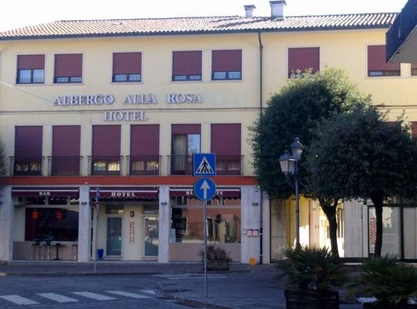 Albergo Alla Rosa, 蒙泰基奥马焦雷 — 照片 1