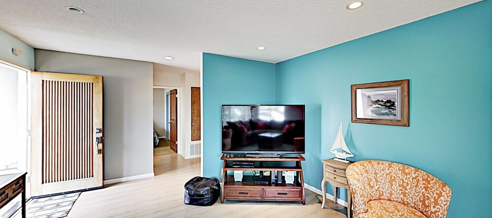 Charming Morro Bay Bungalow - 2 Br Home, Морро-Бей — фото 1
