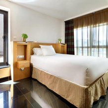 Hesperia Fira Aparthotel, 奥斯皮塔莱特德略夫雷加特 — 照片 4