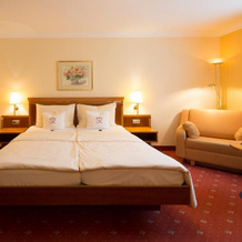 Hotel am Schloßpark Zum Kurfürst, 上施莱斯海姆 — 照片 2