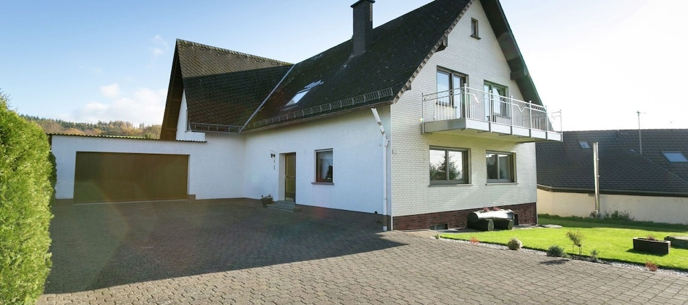 Cosy Holiday Home in the Hunsrück, Morbach — photo 1