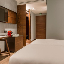 Aya Hotel, Драма — фото 3