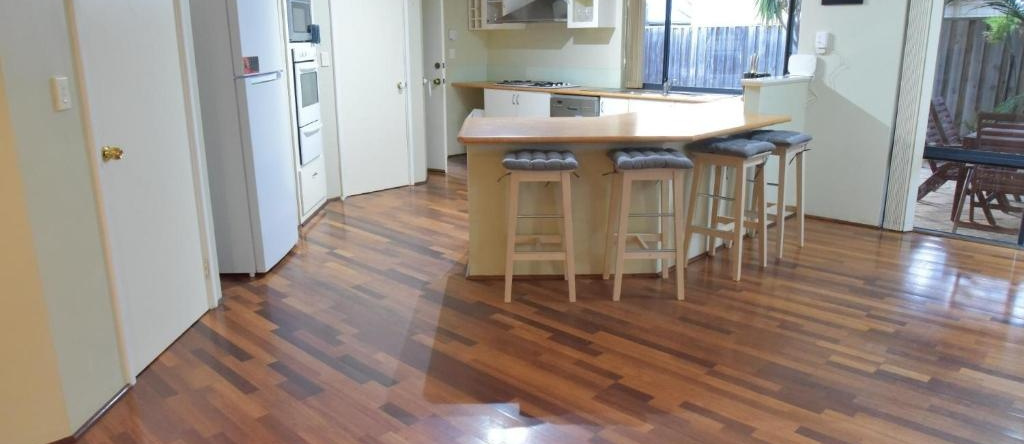 Halls Head Heaven Close To Beach sleeps 8, 霍尔斯黑德 — 照片 1