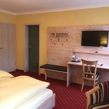 Hotel Deutschherren Stuben, Вайкерсхайм — фото 4